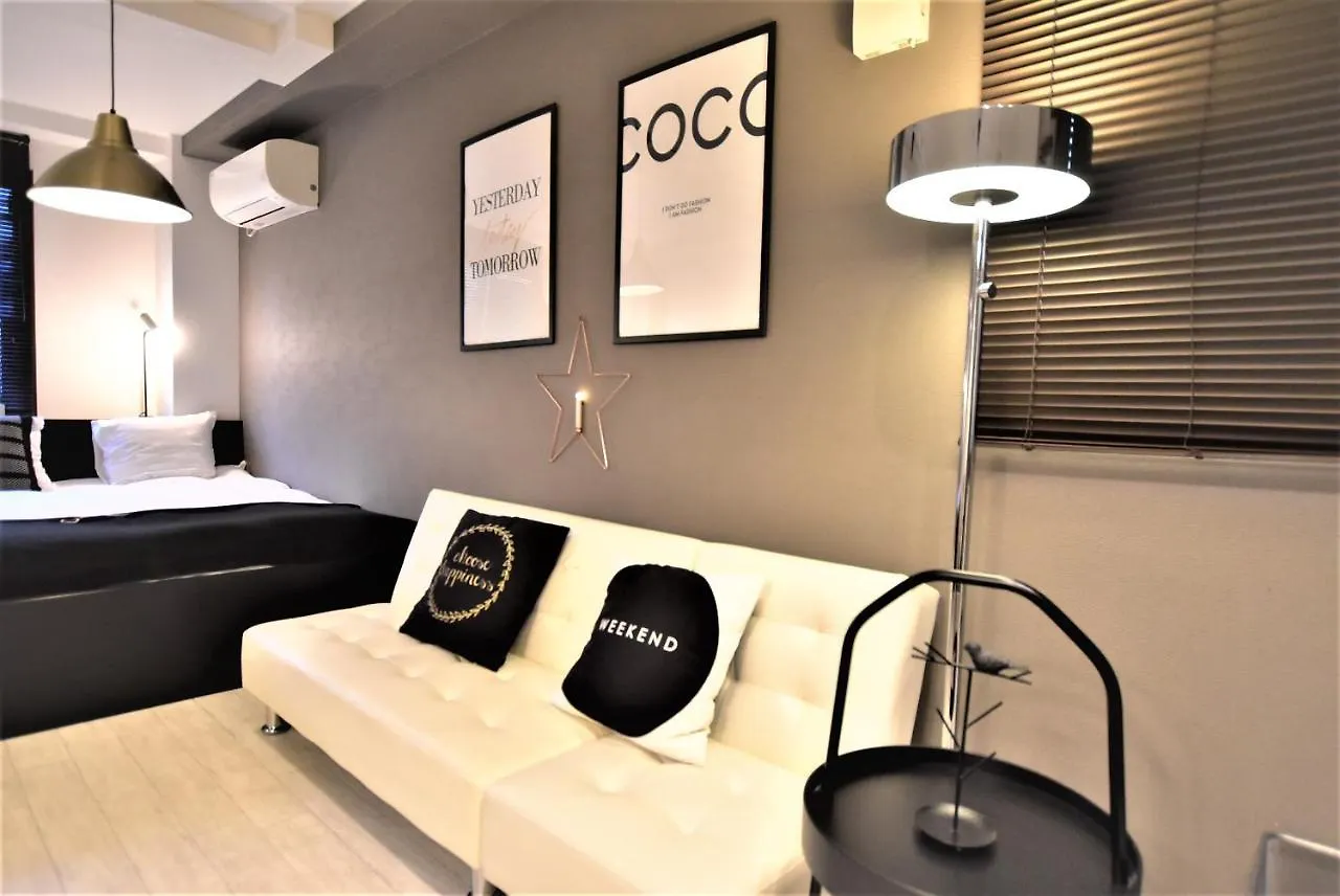 First Stop 黑門 28 館 Apartment Osaka